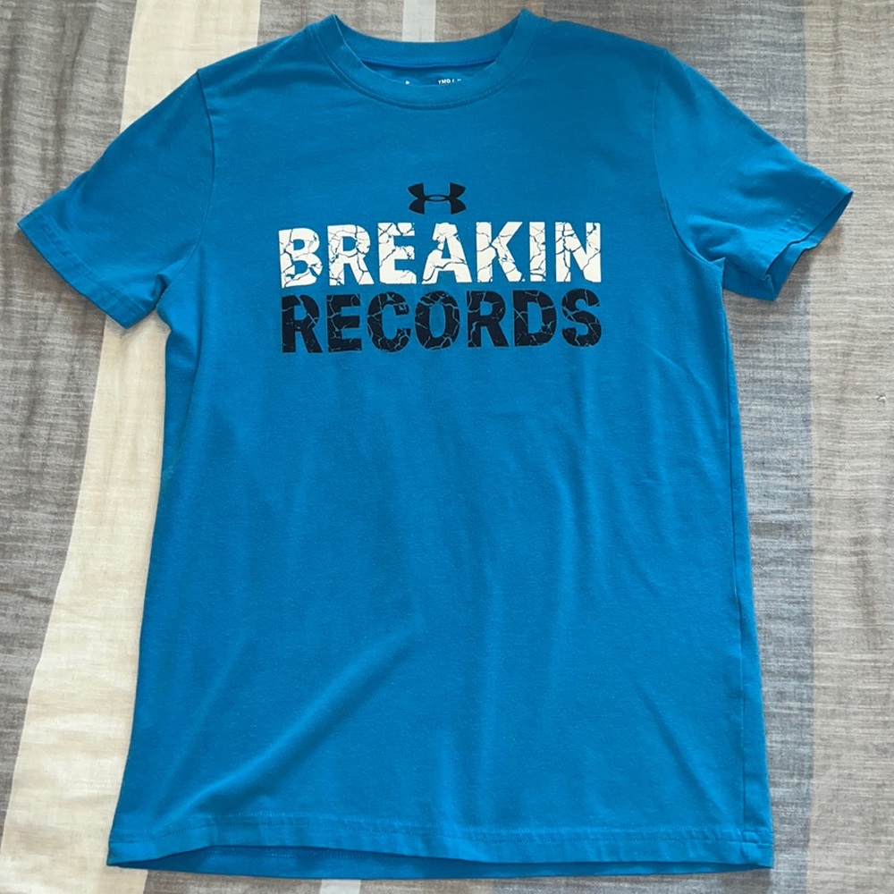Short sleeve tshirt